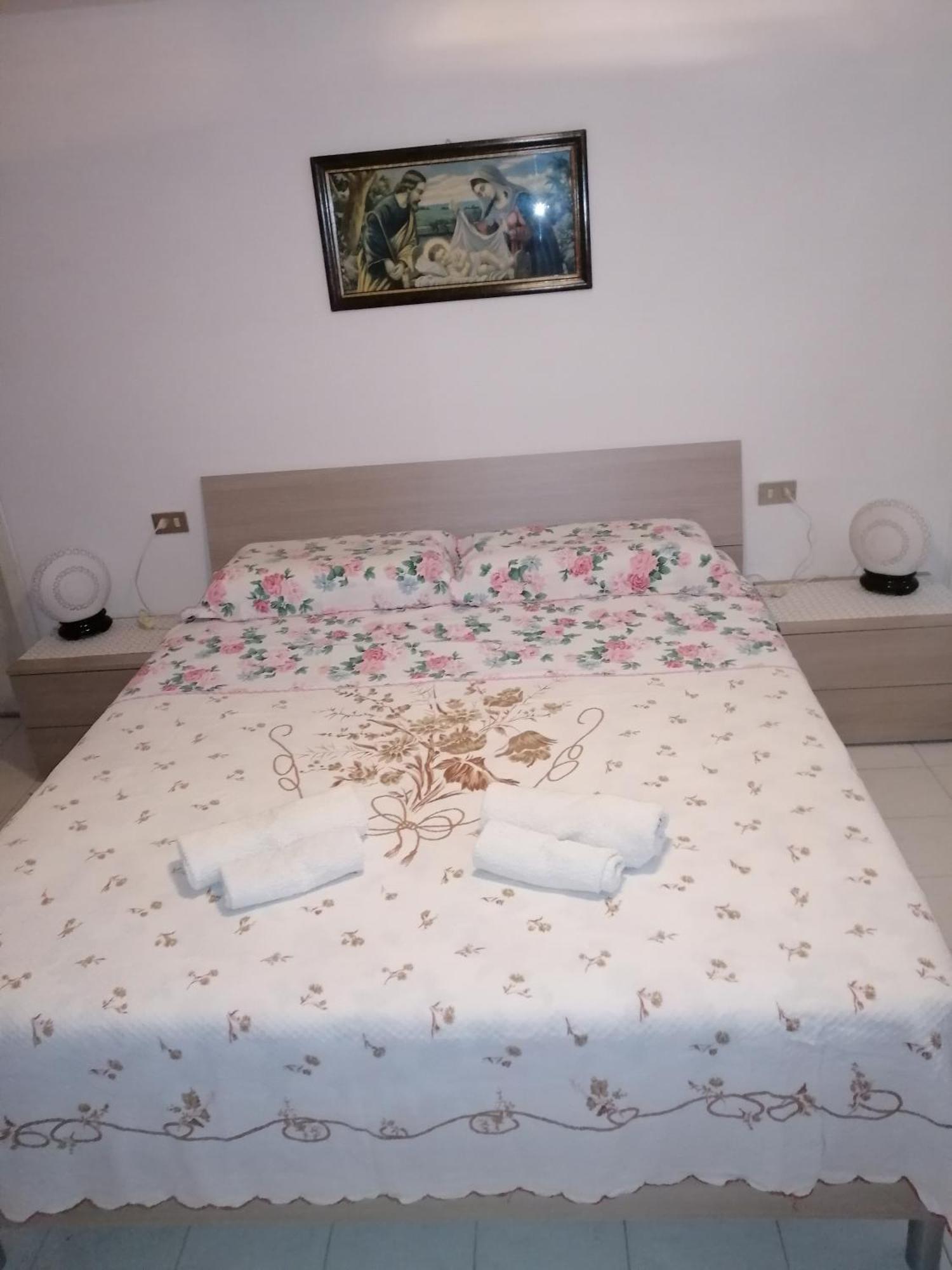 Luni Casa Dolce Casa Posto Accogliente Tranquillo Apartment Nicola Bagian luar foto