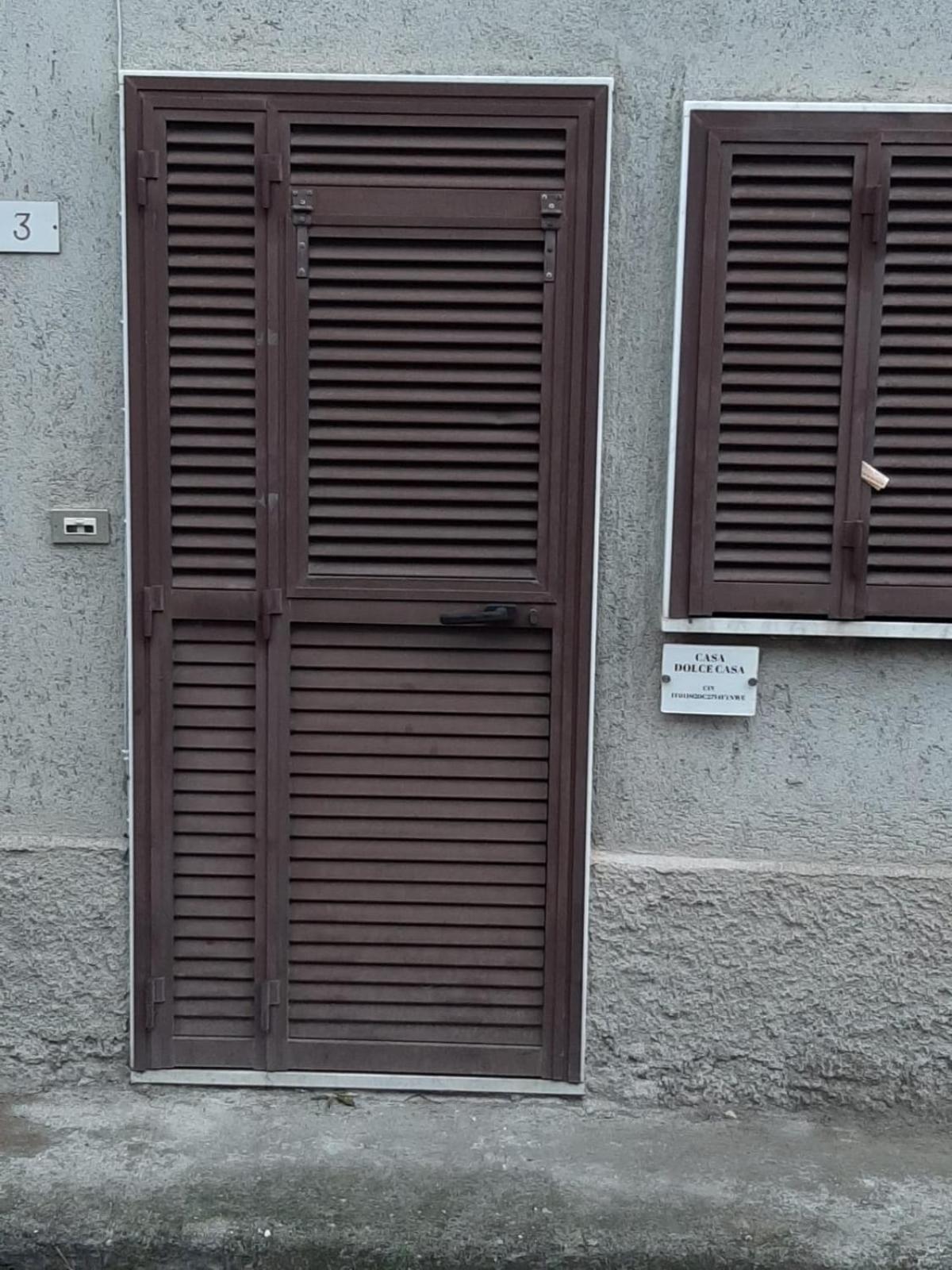 Luni Casa Dolce Casa Posto Accogliente Tranquillo Apartment Nicola Bagian luar foto